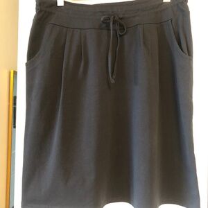 Mountain Equipment Co-op. Lack organic cotton skirt M